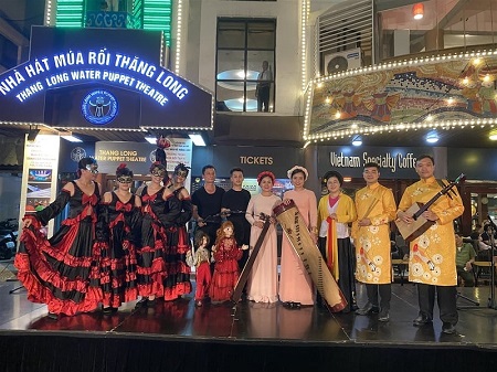 ハノイ水上人形劇